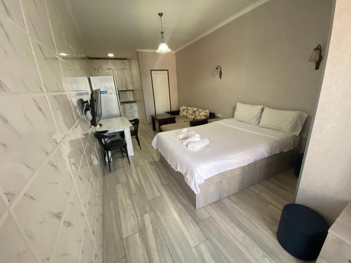 Apartment - Nino Batumi Exterior foto